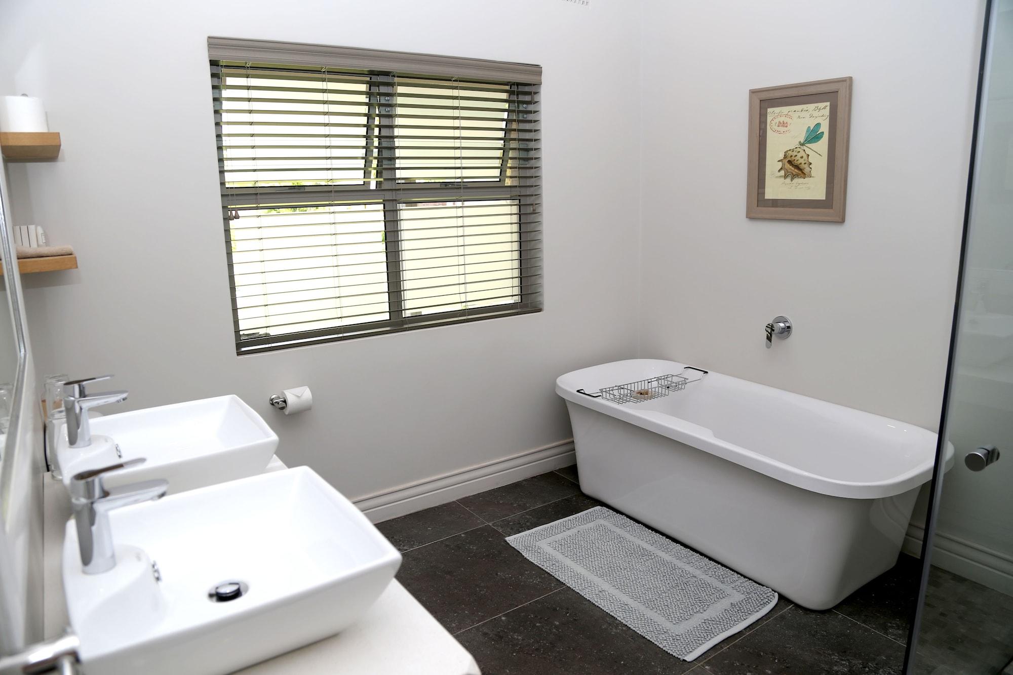 Kingsmead Guest House Harare Esterno foto